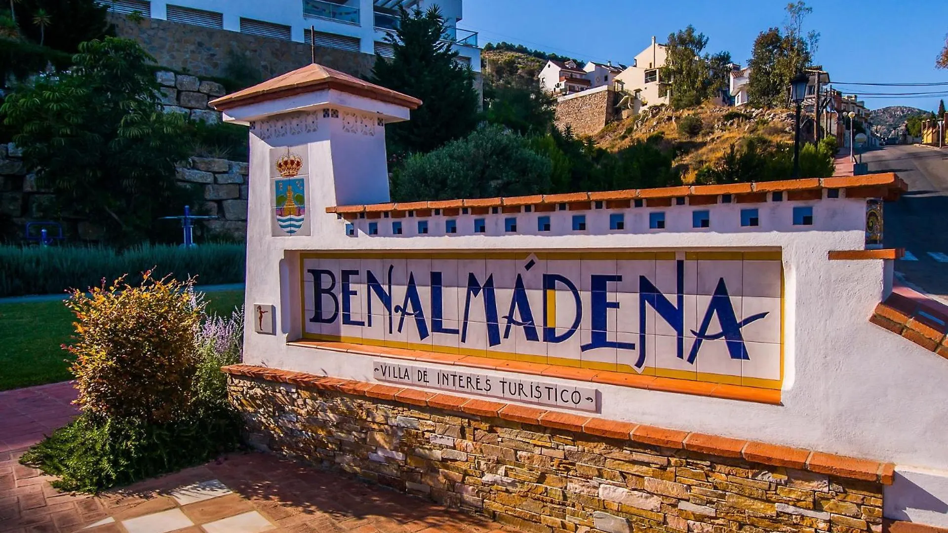 135 Agata Apartamentos. Piscina Y Playa. A Corta Distancia Del Centro. Benalmadena Spain