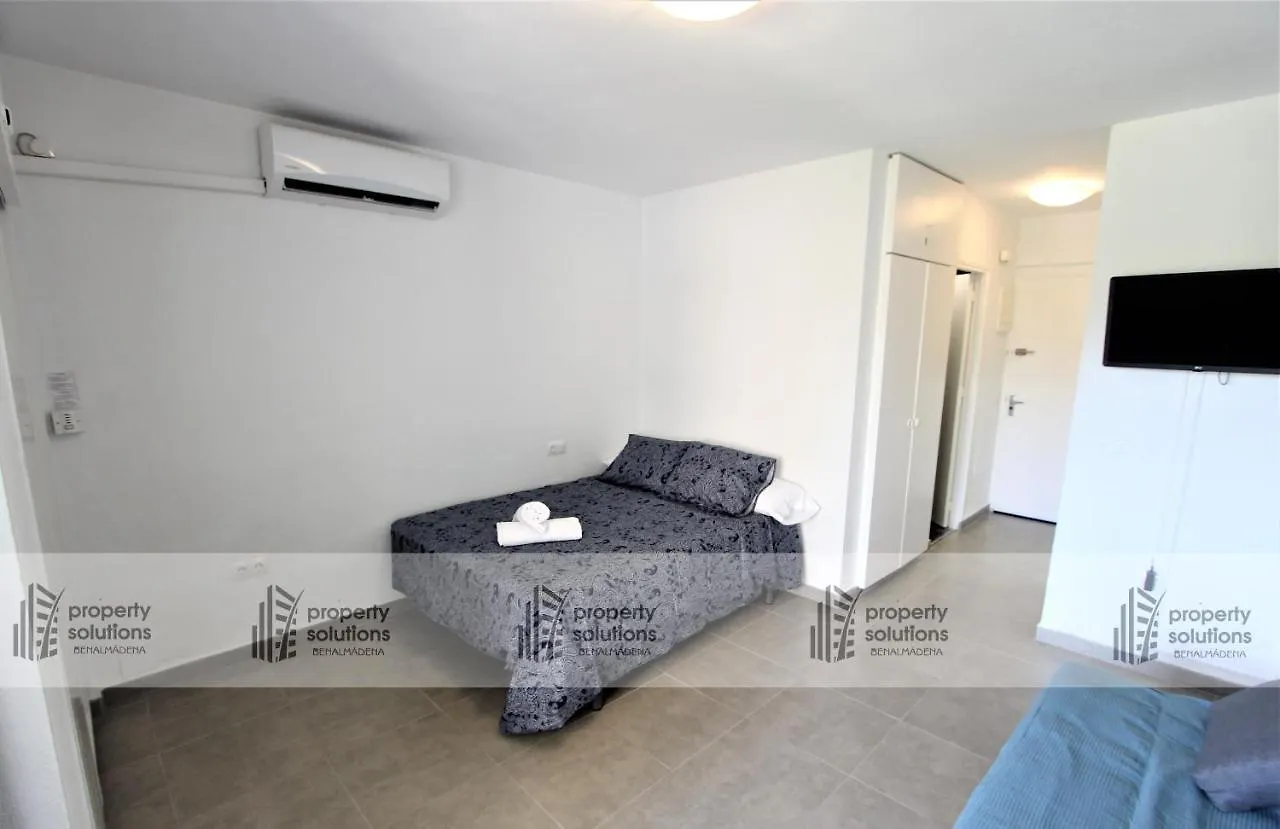 135 Agata Apartamentos. Piscina Y Playa. A Corta Distancia Del Centro. Benalmádena Daire
