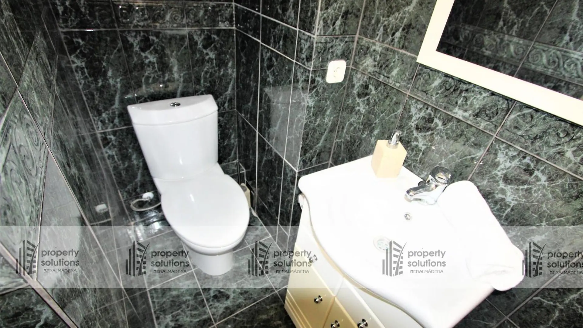 135 Agata Apartamentos. Piscina Y Playa. A Corta Distancia Del Centro. Benalmádena İspanya